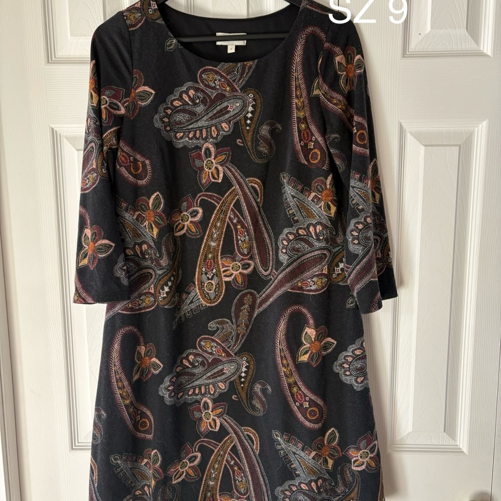 Elegant Paisley Print Dress